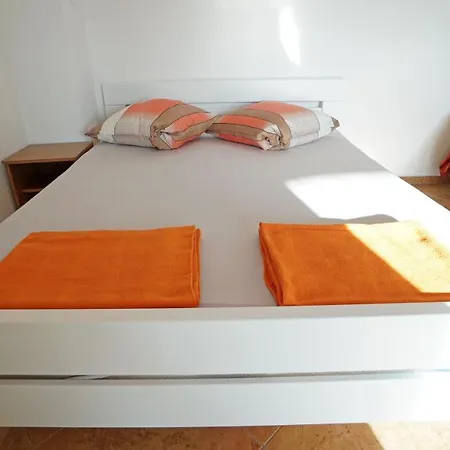 Kata Apartman Gornji Karin