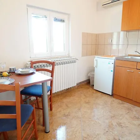 Kata Apartment